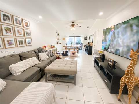 10050 SW 137th Ct, Miami FL - photo 10 of 24