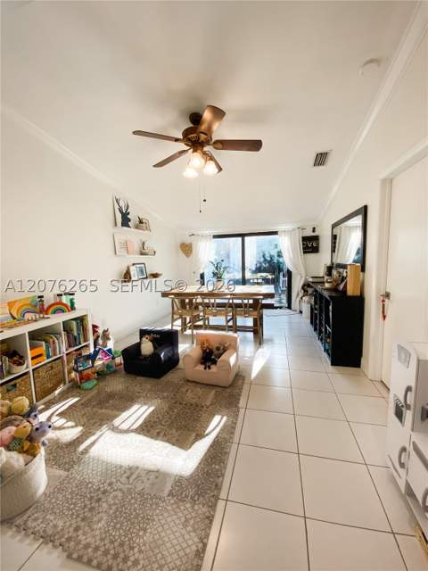 10050 SW 137th Ct, Miami FL - photo 11 of 24