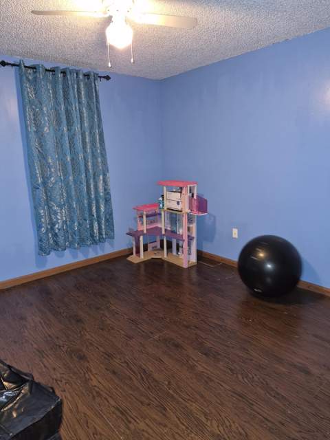 3353 NW 197th Terrace, Miami Gardens FL - photo 7 of 9