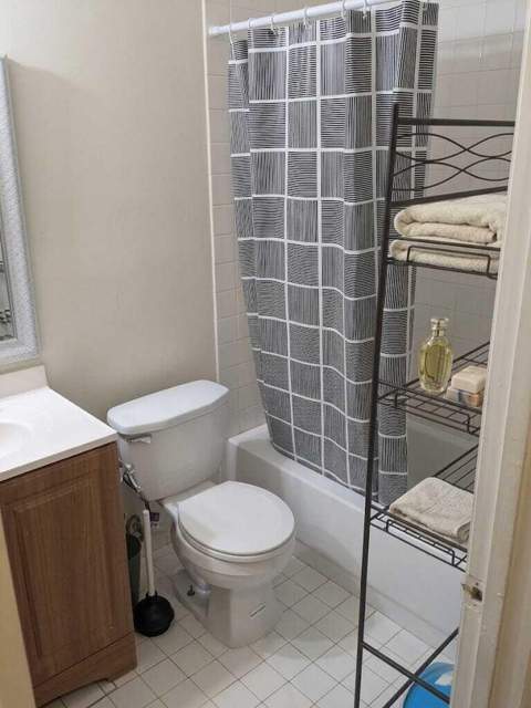 3353 NW 197th Terrace, Miami Gardens FL - photo 8 of 9