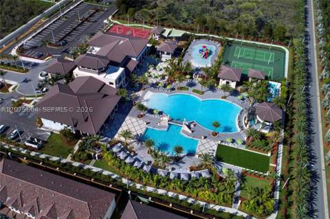 8945 NW 98th Ave, Doral FL - photo 7 of 13