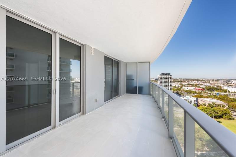 1 bedroom Condominium at 488 NE 18th St 1907, Aria On The Bay, Miami — photo 2