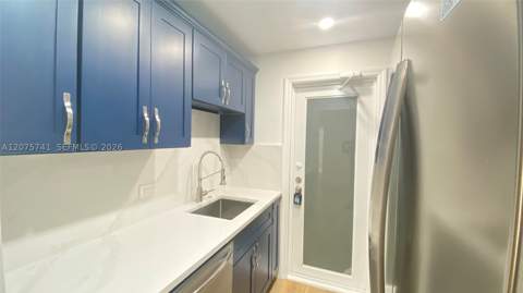 255 Sunrise Dr 107, Key Biscayne FL - photo 12 of 18