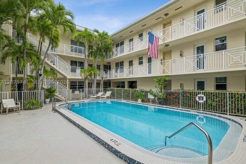 1 bedroom Condominium at 255 Sunrise Dr 107, Cay Polynesia Condo, Key Biscayne — photo 5