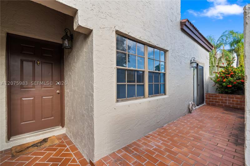 2 bedroom Townhouse at 10450 SW 154th Ct 2, Palm Point Sec 2, Miami — photo 4