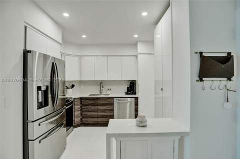 500 Bayview Dr 1924, Sunny Isles Beach FL - photo 17 of 42