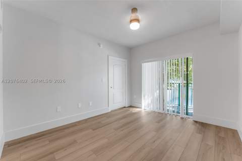 6001 SW 70th St 512, South Miami FL - photo 8 of 12