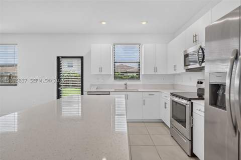 11942 SW 239th St, Homestead FL - photo 13 of 39