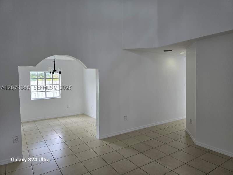 4 bedroom SingleFamilyResidence at 13658 SW 142nd Ter, Precious Homes At Twin La, Miami — photo 5