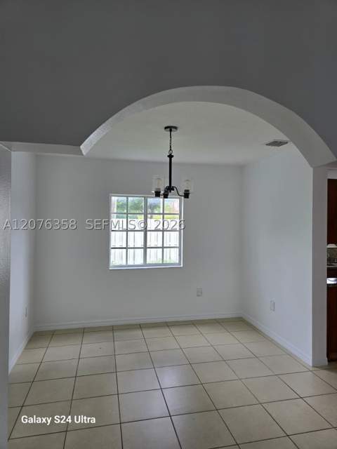 13658 SW 142nd Ter, Miami FL - photo 8 of 41