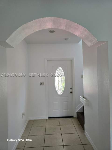 13658 SW 142nd Ter, Miami FL - photo 9 of 41