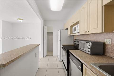 4154 NW 79th Ave 2A, Doral FL - photo 9 of 26