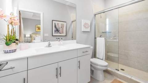 2584 SE 25 Rd, Homestead FL - photo 7 of 9
