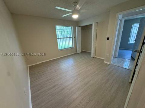 982 SW 9th Ct, Florida City FL - photo 13 of 25