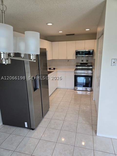 982 SW 9th Ct, Florida City FL - photo 6 of 25