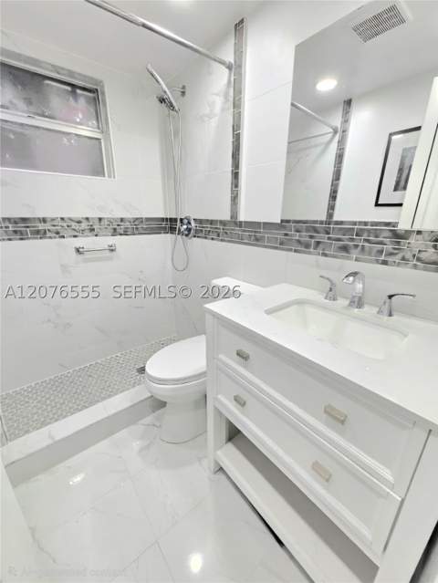 3320 NW 20th St, Miami FL - photo 11 of 38