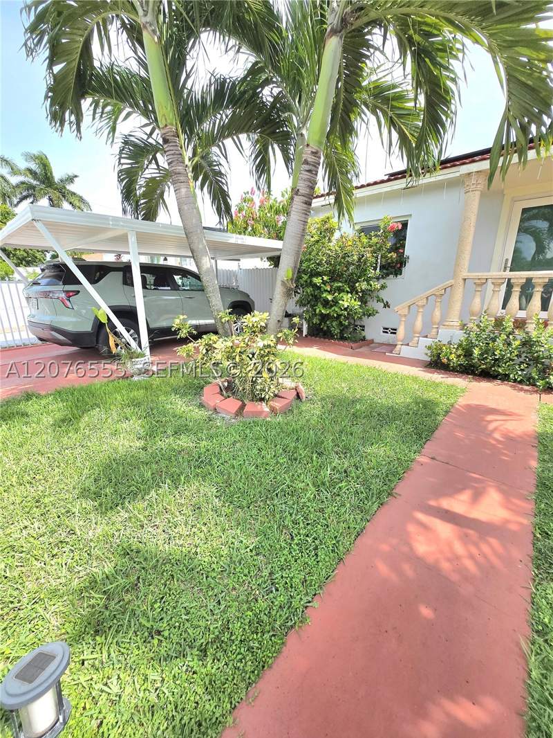 5 bedroom SingleFamilyResidence at 3320 NW 20th St, Grapeland Heights, Miami — photo 2