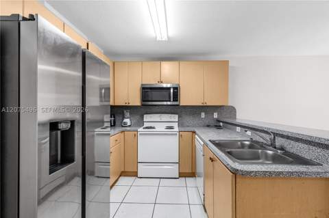 22821 SW 88th Pl 1-20, Cutler Bay FL - photo 9 of 40