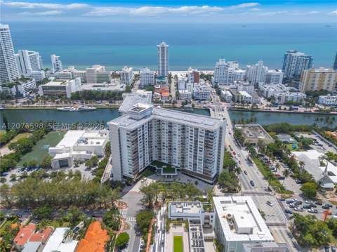 4101 Pine Tree Dr 1105, Miami Beach FL - photo 10 of 49