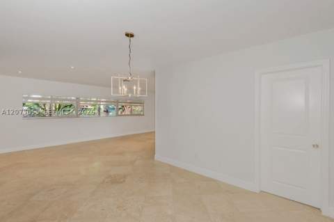 6931 Loch Ness Dr, Miami Lakes FL - photo 20 of 25
