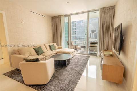 300 Biscayne Boulevard Way 3109W, Miami FL - photo 13 of 43
