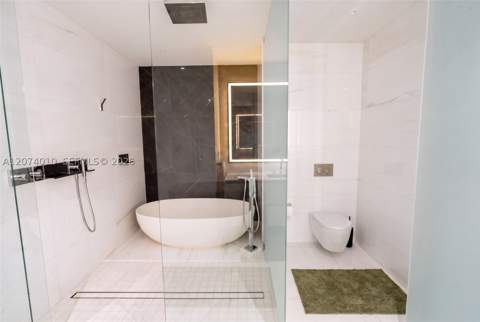 300 Biscayne Boulevard Way 3109W, Miami FL - photo 18 of 43