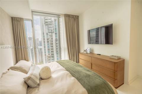 300 Biscayne Boulevard Way 3109W, Miami FL - photo 19 of 43