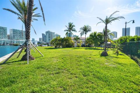 333 Atlantic Ave, Sunny Isles Beach FL - photo 24 of 46