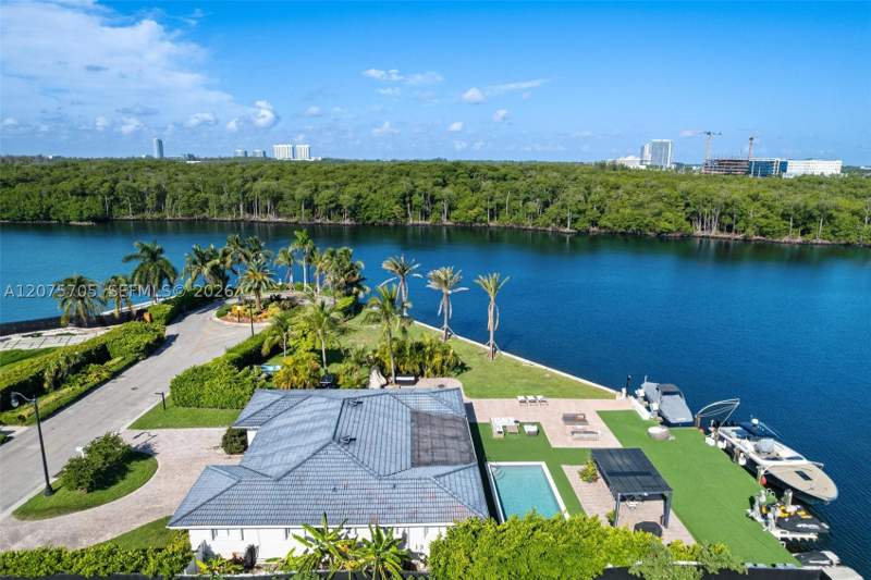 4 bedroom SingleFamilyResidence at 333 Atlantic Ave, Atlantic Island, Sunny Isles Beach — photo 5