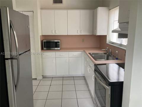334 Alesio Ave, Coral Gables FL - photo 6 of 13