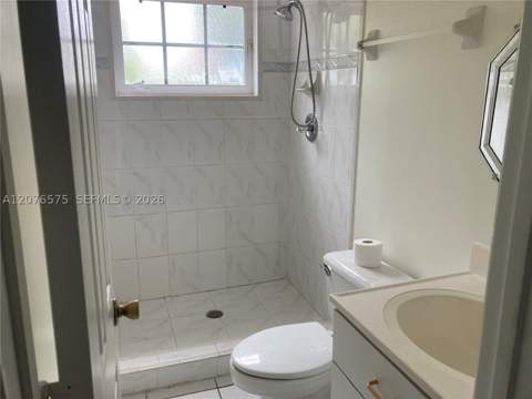 334 Alesio Ave, Coral Gables FL - photo 8 of 13