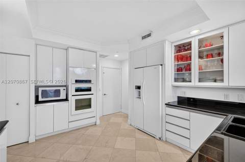 21050 Point Pl 403, Aventura FL - photo 18 of 75