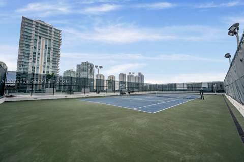400 Sunny Isles Blvd 908, Sunny Isles Beach FL - photo 12 of 15