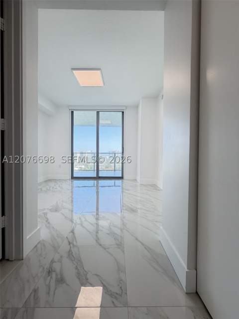 330 Sunny Isles Blvd 5-1008, Sunny Isles Beach FL - photo 17 of 38