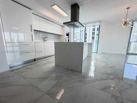 330 Sunny Isles Blvd 5-1008, Sunny Isles Beach FL - photo 7 of 38