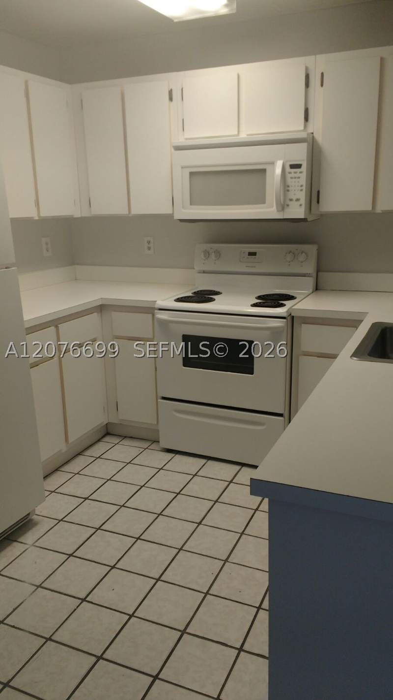 2 bedroom Condominium at 9810 Hammocks Blvd 202, Banyan Tree Condo 8, Miami — photo 3