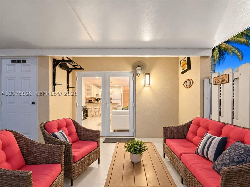 2 bedroom Townhouse at 13891 SW 64th St, Kendale Lakes North Sec 9, Miami — photo 2