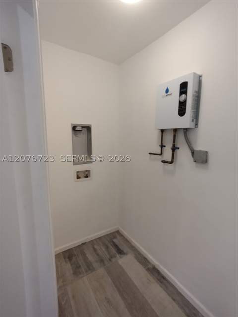 300 S Biscayne River Dr, Miami FL - photo 16 of 48
