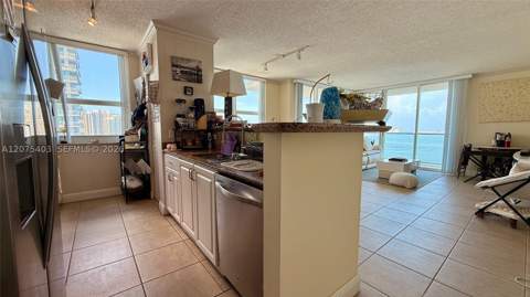 1155 Brickell Bay Dr 2310, Miami FL - photo 10 of 31