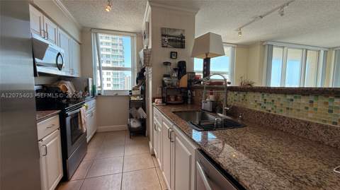 1155 Brickell Bay Dr 2310, Miami FL - photo 11 of 31
