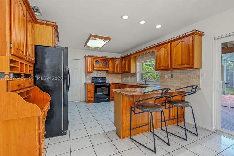 3 bedroom SingleFamilyResidence at 17721 SW 93rd Ave, The Banyan Drive Estates, Palmetto Bay — photo 5