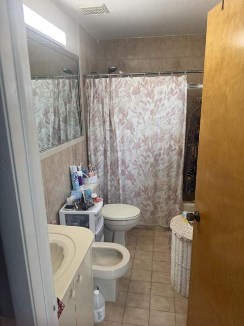 4349 W 10th Avenue, Hialeah FL - photo 11 of 13