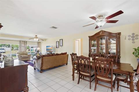 20510 Jacaranda Rd, Cutler Bay FL - photo 15 of 39