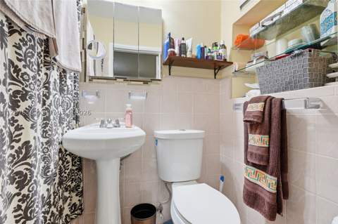 20510 Jacaranda Rd, Cutler Bay FL - photo 18 of 39