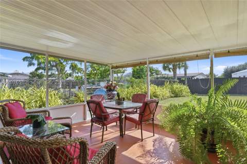 20510 Jacaranda Rd, Cutler Bay FL - photo 24 of 39