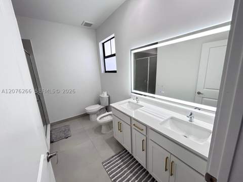 14435 SW 13th Ter, Miami FL - photo 16 of 42