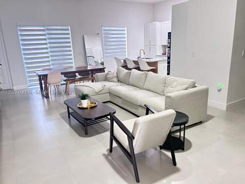 14435 SW 13th Ter, Miami FL - photo 7 of 42