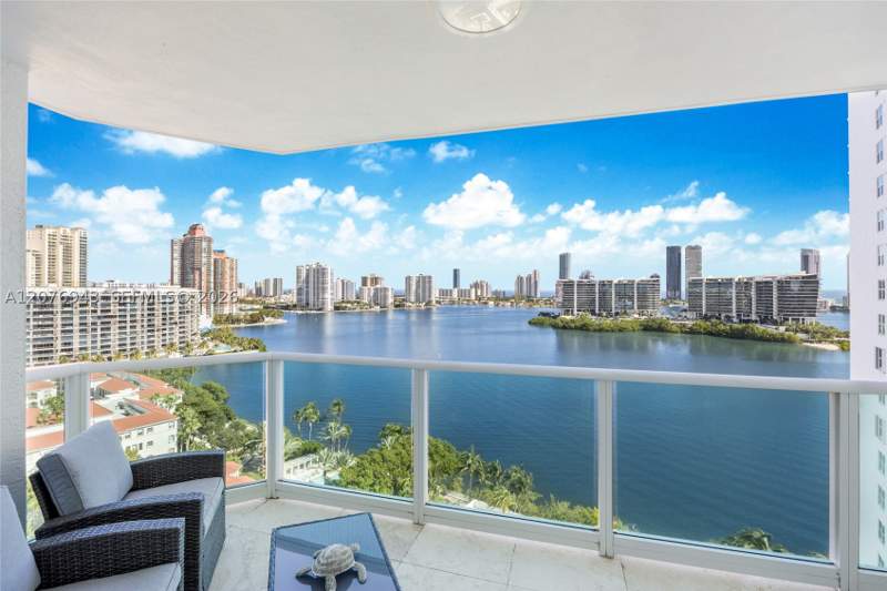 3 bedroom Condominium at 3301 NE 183rd St 1607, The Peninsula II Condo, Aventura — photo 4