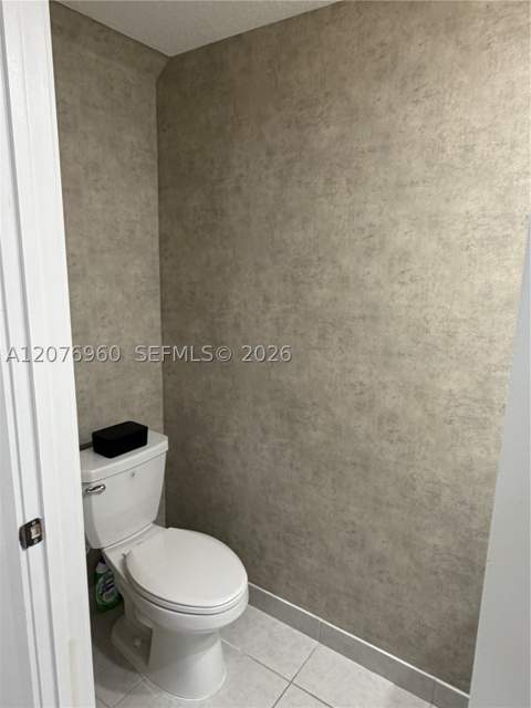 10300 NW 66th St, Doral FL - photo 11 of 72