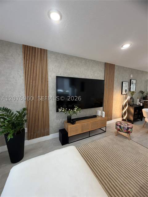 10300 NW 66th St, Doral FL - photo 17 of 72